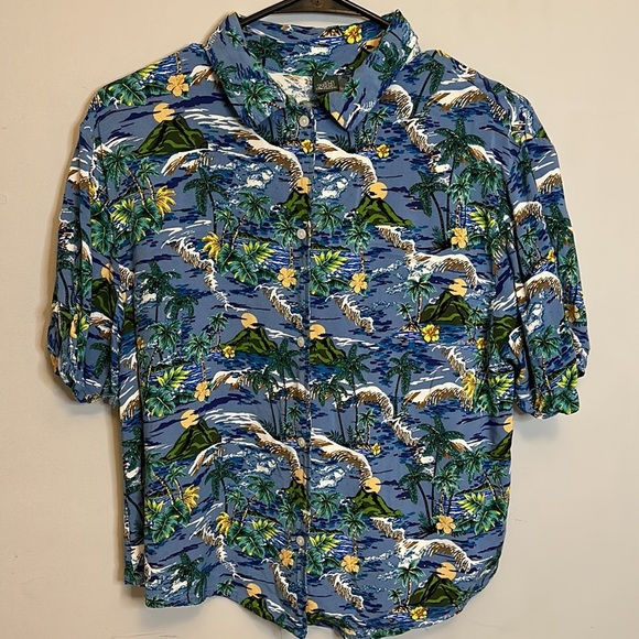 Wild Fable Tropical/Hawaiian Loose Fit Button Up Short Sleeve Shirt Size XS - Picture 1 of 7